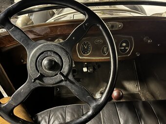1928 Packard Model 443 - 5