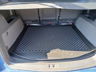 VW Touran 1.6TDI CR 77kw r.v2012 - 5