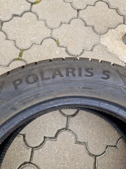 Prodám zimní gumy BARUM POLARIS 5 195/60 R16 - 5