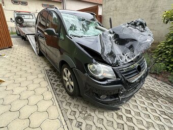 VW Touran Cross 1T2 2.0TDI 103KW BMM KDM LC9X r.v. 2008 - 5