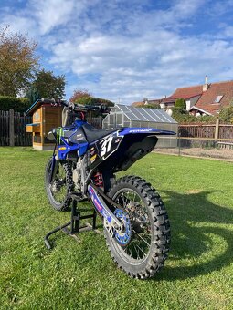 Yamaha YZ 125 - 5