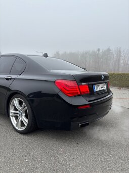 BMW 750i xDrive M-paket F01 - 5