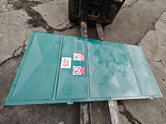Prodam plechove vrata bez ramu - 5