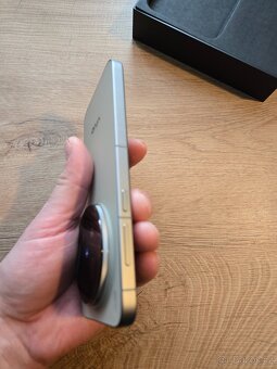 Prodám VIVO X 300 PRO - 5