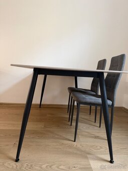 Stůl a židle - 5