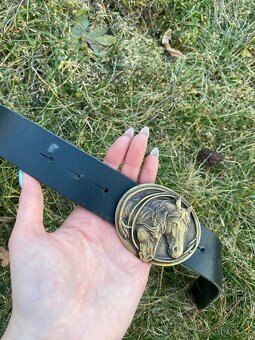 Více věcí za par kaček - 5