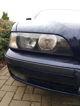 Zadni naraznik BMW E39 - 5