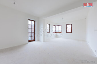 Prodej bytového domu, 895 m², Karlovy Vary, ul. Rumunská - 5