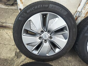 17"letní alu sada 5x114 origo Hyundai Kona 215/55 Michelin - 5