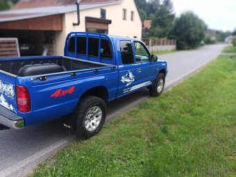 Mazda B2500 4x4 - 5