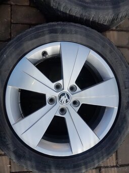 Alu hliníková kola Škoda Superb 3V 6,5 x17 ET 41 3V0601025A - 5