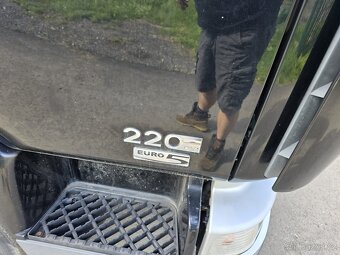 hákový nosič kontejnerů RENAULT MIDLUM 220.08 r.2009 - 5