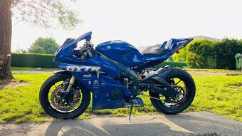 Yamaha R6 - 5
