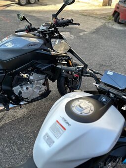 Cfmoto 675NK - šedá/modrá - 5