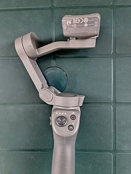 DJI Osmo Mobile 3 Combo, natáčení videa mobilem - 5