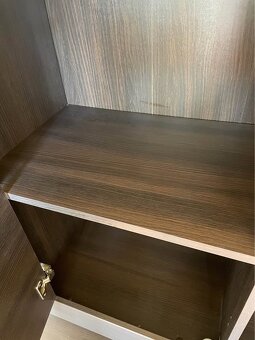 Velká komoda (6000,-) + stůl pod TV (3500,-) - 5
