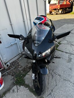 Cbr 600rr 2004 - 5