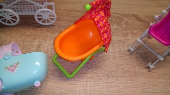 Kočárky ,postýlka pro malé panenky - 5