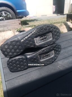 Prodám cyklistické tretry five-ten. - 5