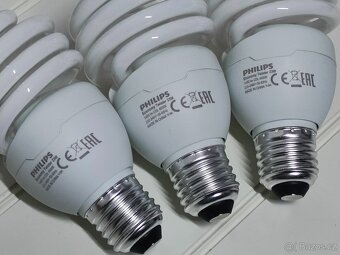 Fomei Easy Light FL220 - trvalé světlo + softbox - 5