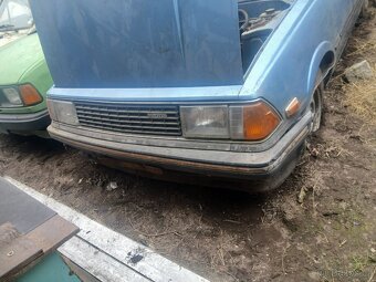 Mazda 626 R.V.1979 - 5