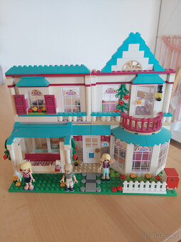 Lego friends - domy, letadlo, podložky, kostky, panacci - 5