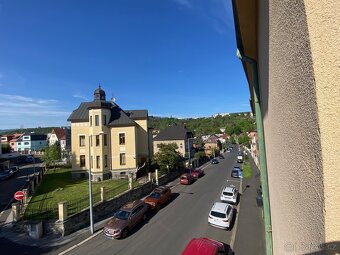 Pronájem bytu 2+1 s balkonem na Klíši v ul. Slavíčkova v Úst - 5