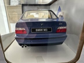 Model BMW M3 e36 coupe 1:18 SOLIDO modrý - 5