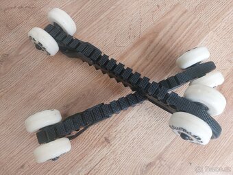 Chrániče hokejových bruslí Rollergard s kolečky - 5