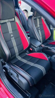 Golf 6 GTI Adidas 2012 - 5