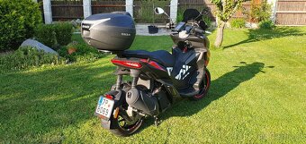 Aprilia SR GT 125 REPLICA - 5