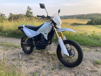 Yuki 125 SM - 5