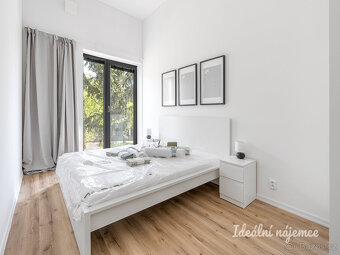 Pronájem bytu 2+kk, Za Černým mostem, Kyje, 24500 Kč/měs, 64 - 5