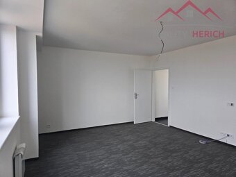 Pronájem bytu 3+kk, rekonstrukce, 103 m2, Žižkovo náměstí - - 5