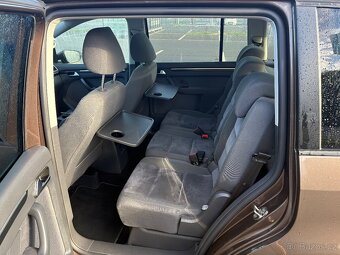 VOLKSWAGEN TOURAN 2.0 TDI HIGHLINE-PANO - 7 MÍST - 5