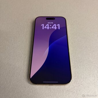 iPhone 16 Pro 256GB desert titan, pěkný stav, rok záruka - 5