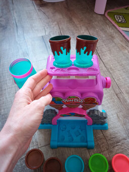 Play Doh Kitchen Tovarna na cokoladu - 5