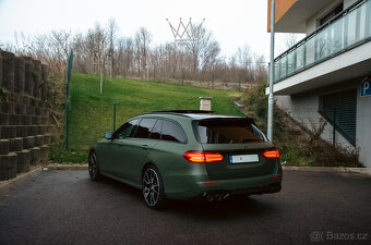 Mercedes-Benz E53 Kombi AMG Multibeam Burmester Masaž - 5