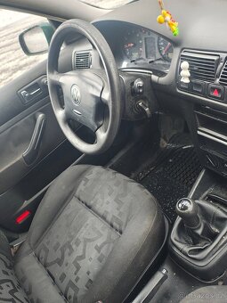 Volkswagen golf 4 2.0 85kw - 5