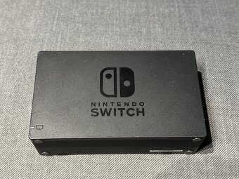 Nintendo Switch + 7 her + 2 ovladače JoyCon - 5