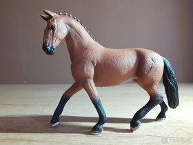 SCHLEICH aj.Koně SBĚRATELSKÉ FIGURKY 1 - 5