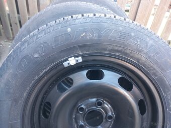 Pneu Škoda octavia 195/65 R15 cca 30ks - 5