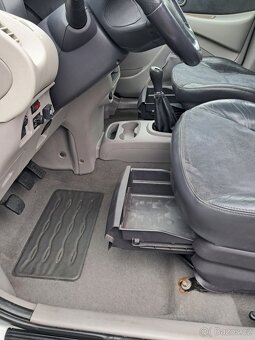 Nissan Almera Tino na díly - 5