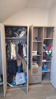 Dětská postýlka + přebalovací pult + šatní skříň - 5