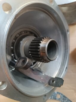 Diferenciál s uzávěrkou soukolí 8/37 9/35 10/35 Hardy spojka - 5