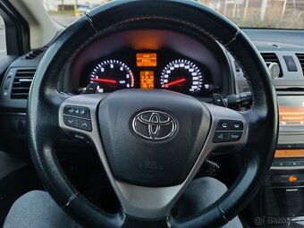 Toyota Avensis kombi automat odpočet DPH - 5