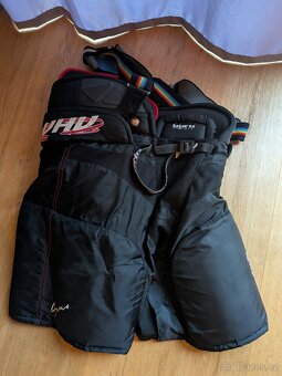 Hokejová vystroj - 5