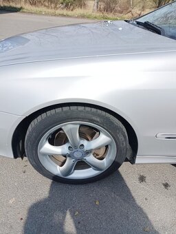 Mercedes-Benz CLK W209 270CDI - 5
