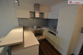 Pronájem 2kk 53m2 +balkon 3m2 P Prosek Terezínská - 5
