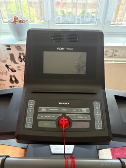 Běžecký pás Flow Fitness DTM 2000i - 5